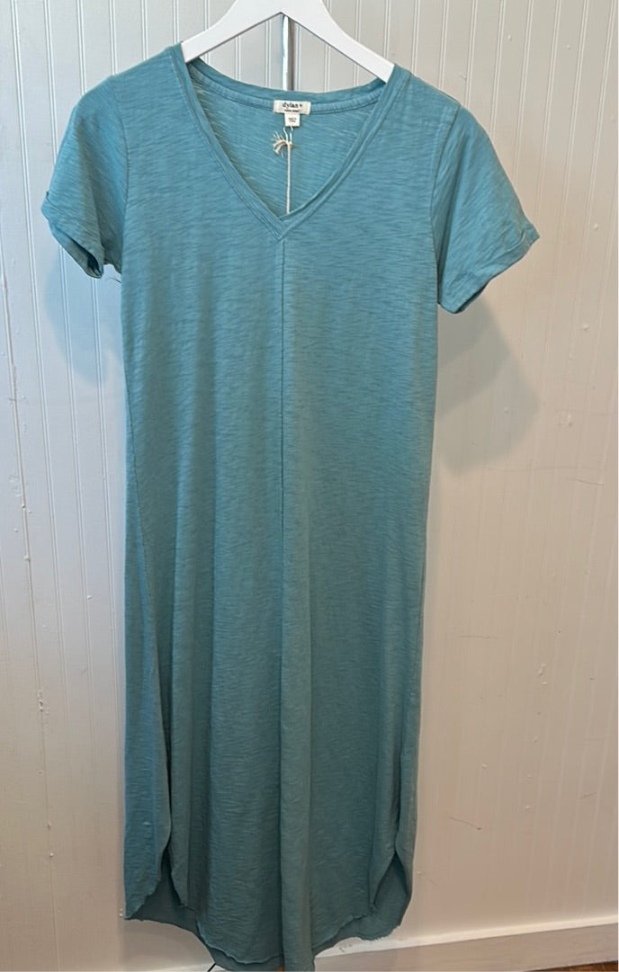 V Tee Midi Dress