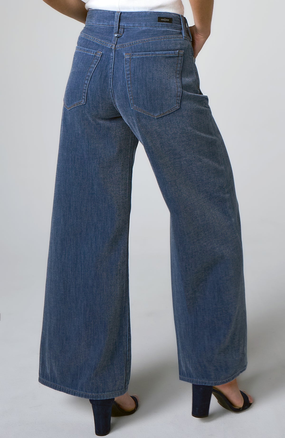 Dreamer Relaxed Wide Jean
