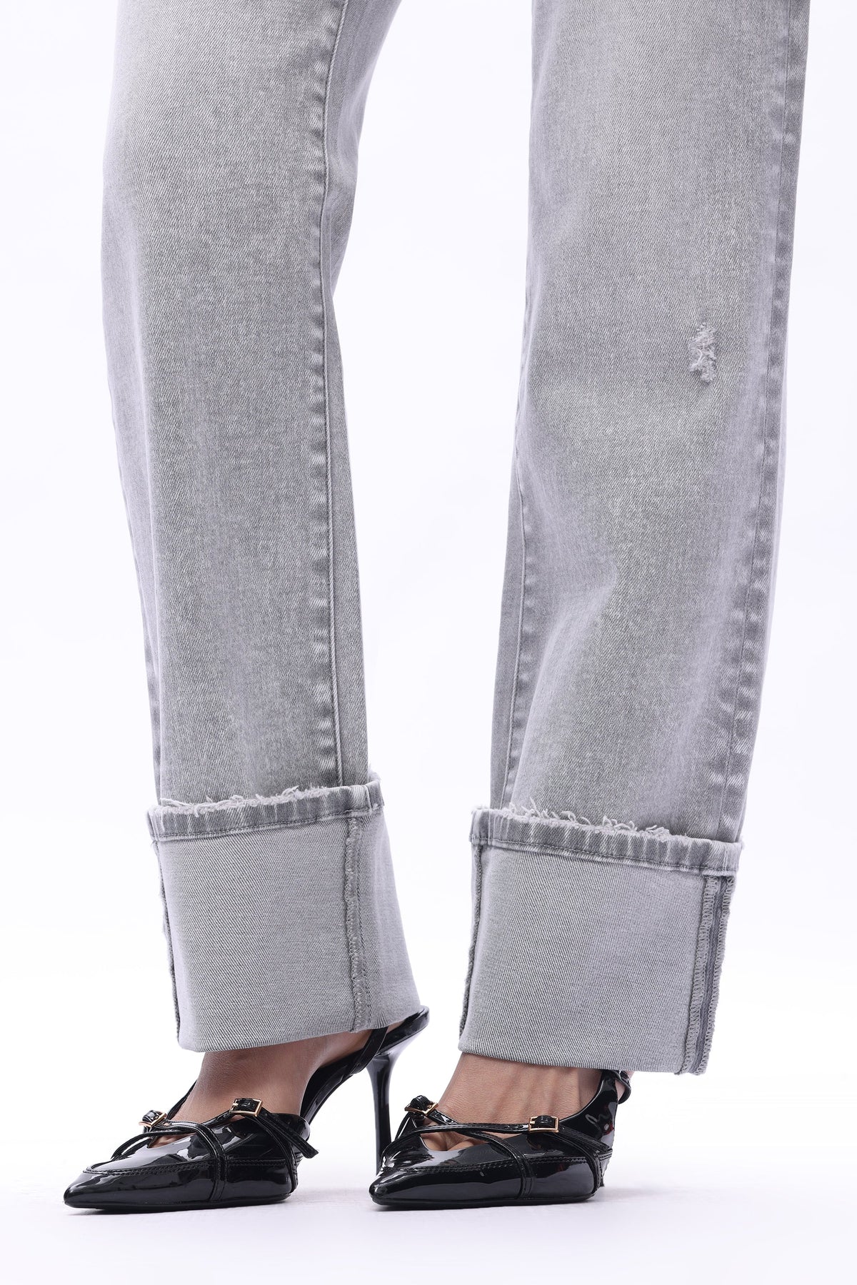 Mid Rise Cuffed Straight Leg Jeans