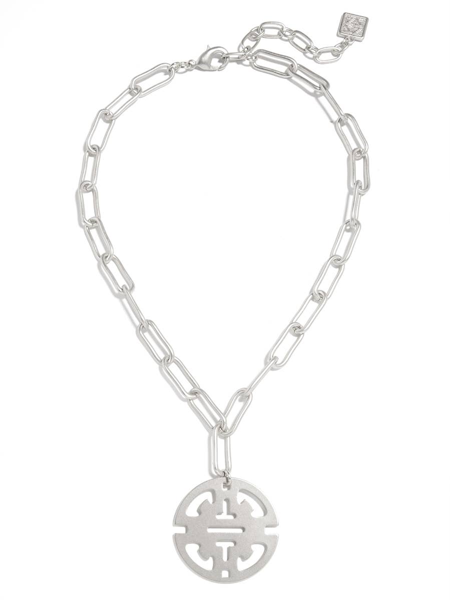 Traveling Pendant Collar Necklace