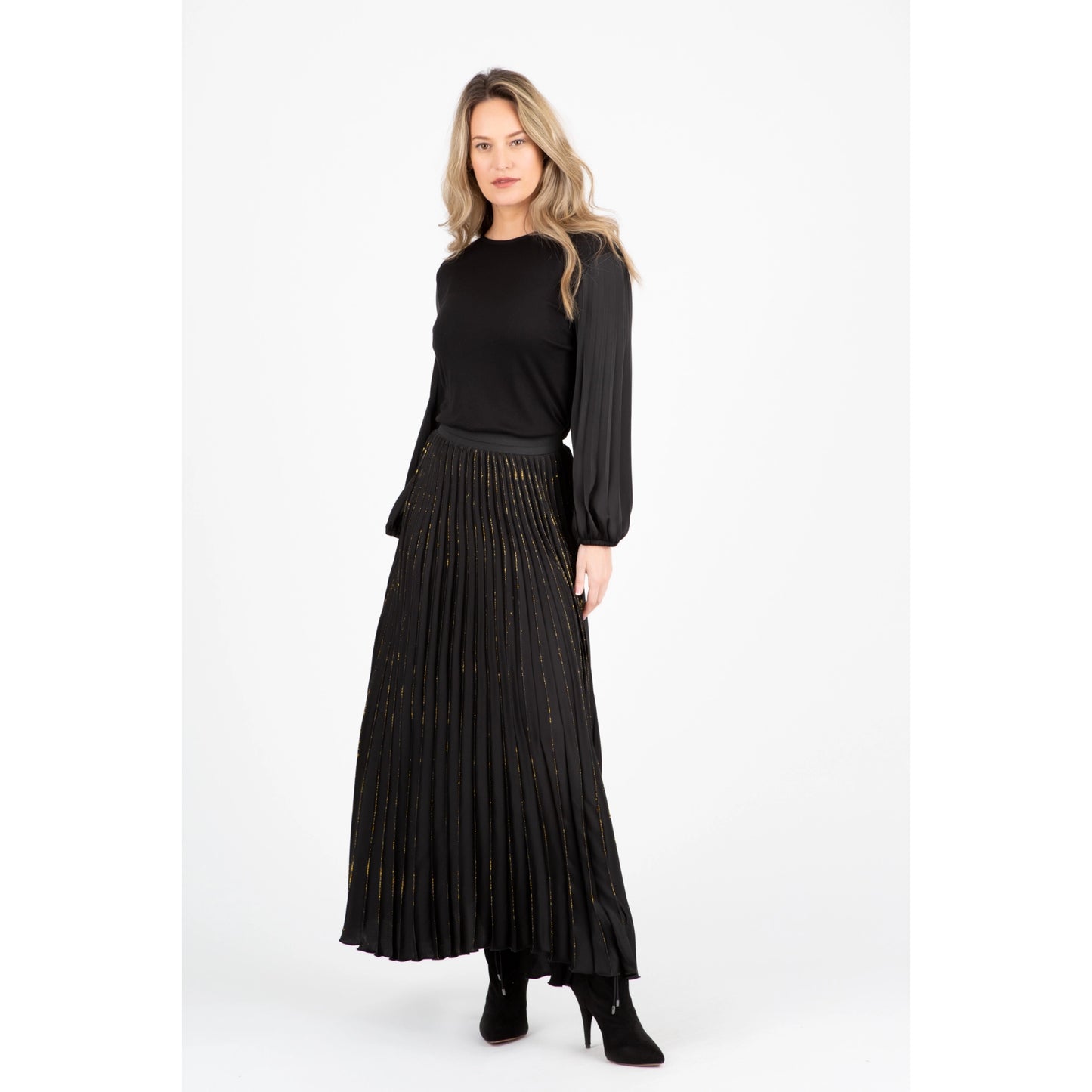 Glittery Pleated Skirt