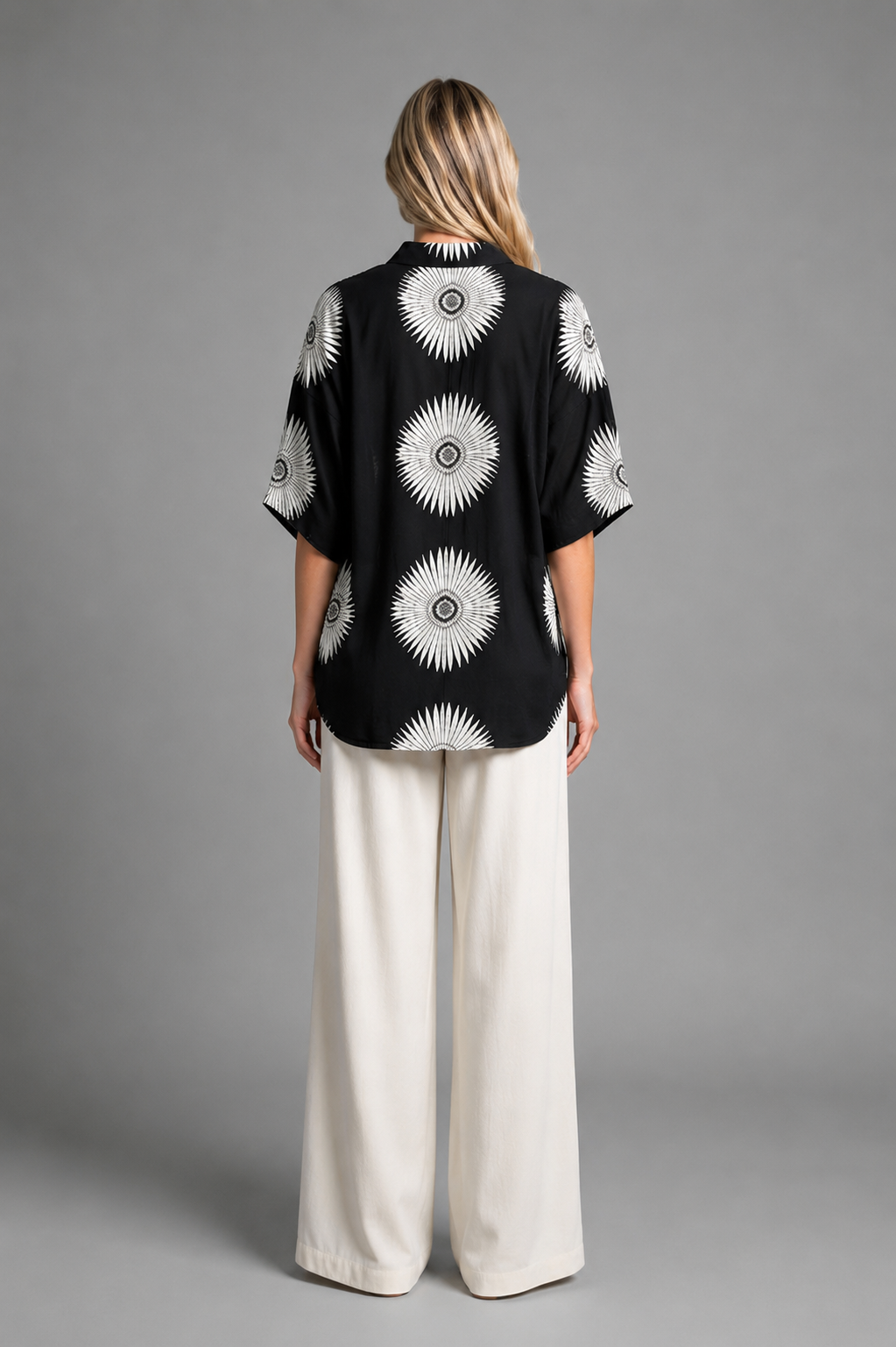 Lunar Bloom Oversized Button-Up Shirt: UNAR BLOOM / L