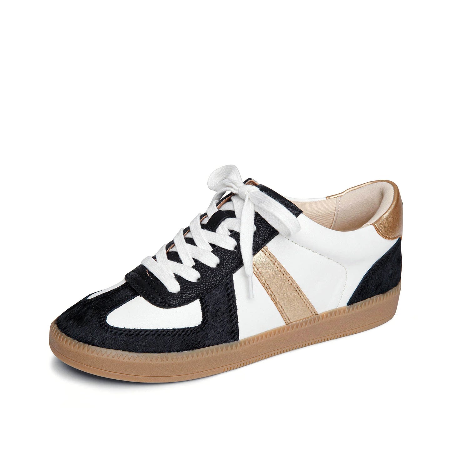 Zayne Sneaker