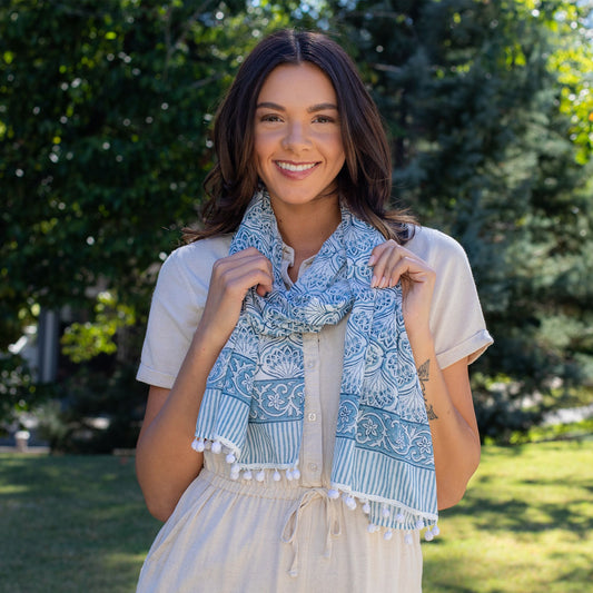 Block Printed Cotton Scarf – Grey Fanned Floral Print