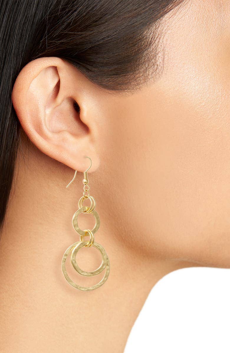 Contemporary Multi-Circle Earrings: Gold