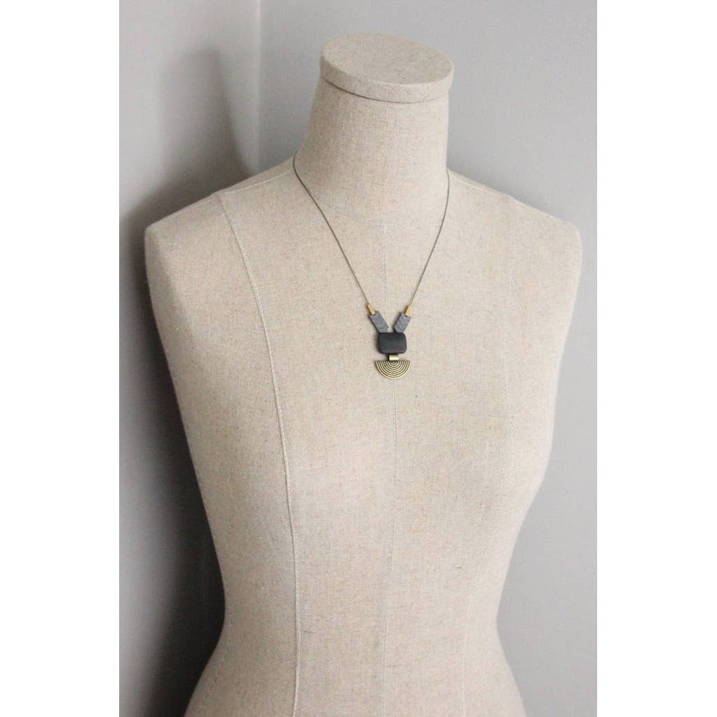 Kat Black agate geometric pendant necklace