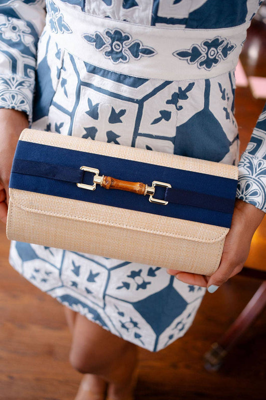 Avery Straw Toggle Bag