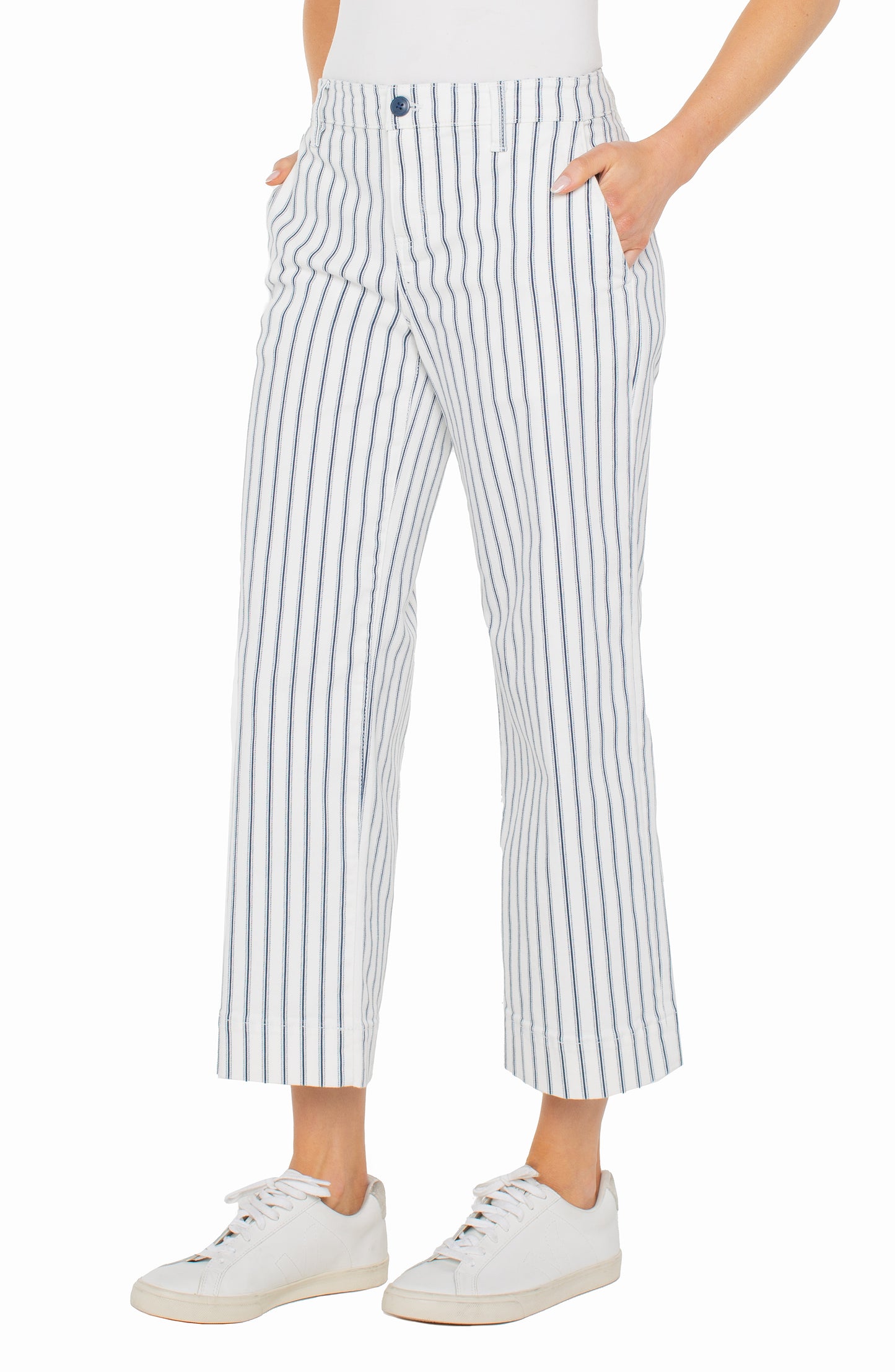 Patch Pocket Wide Leg Crop Pant