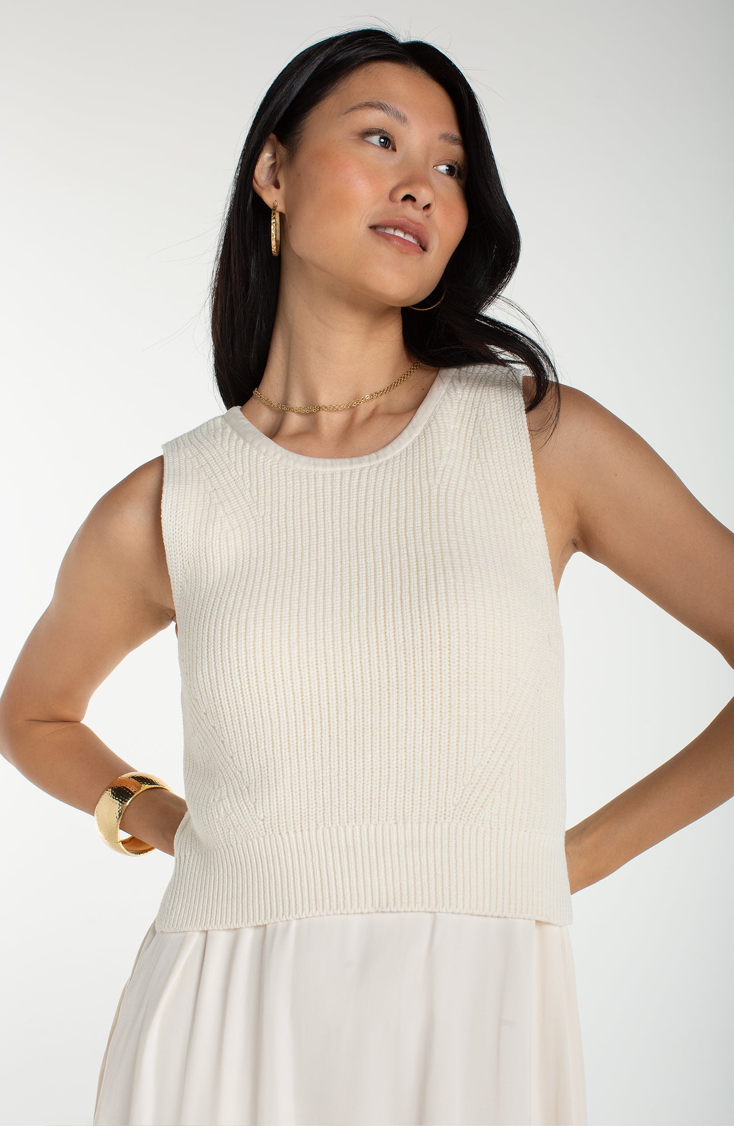 Sleeveless Knit Crew Neck Dress