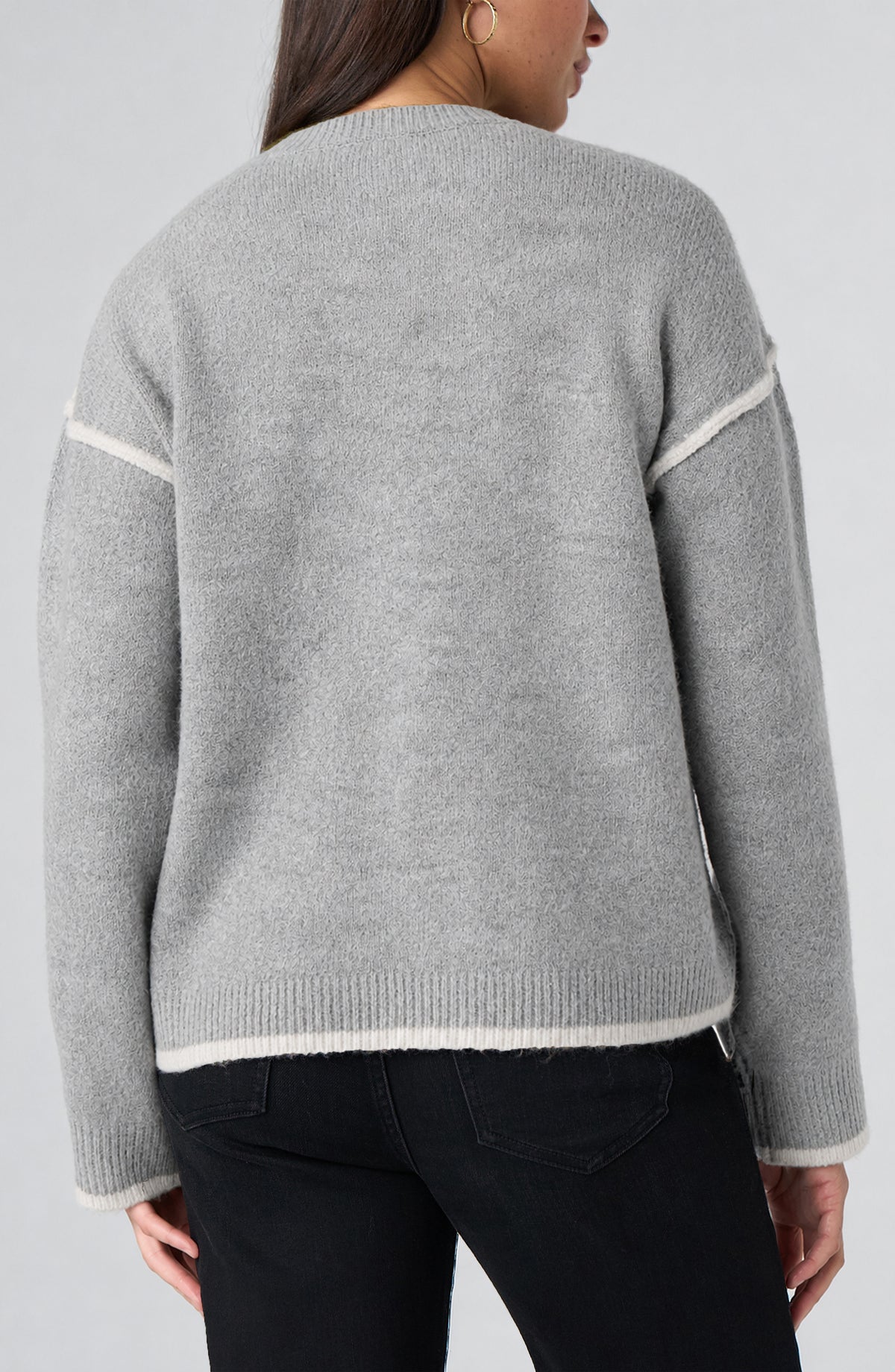 Crewneck Sweater Cream Tulip Hem