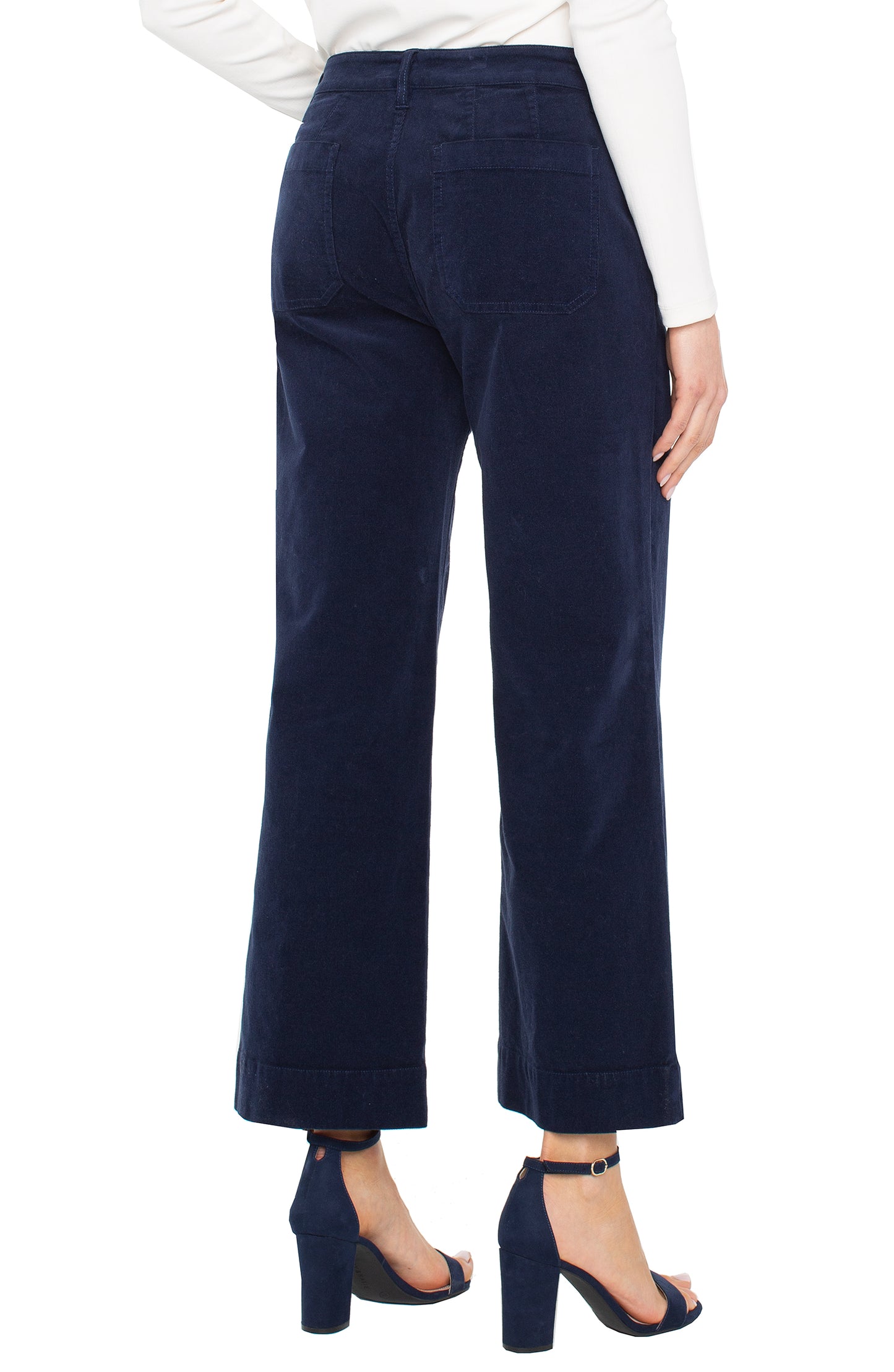 Corduroy crop wide leg w patch pockets pants