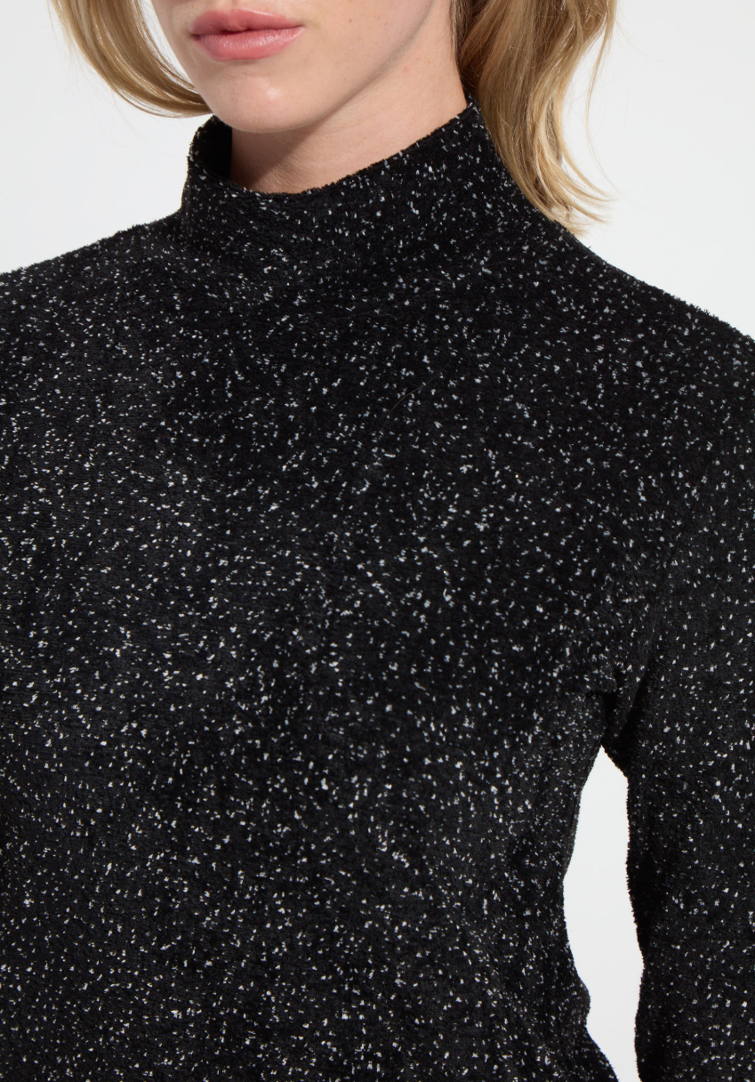 Sia Mockneck Sweater