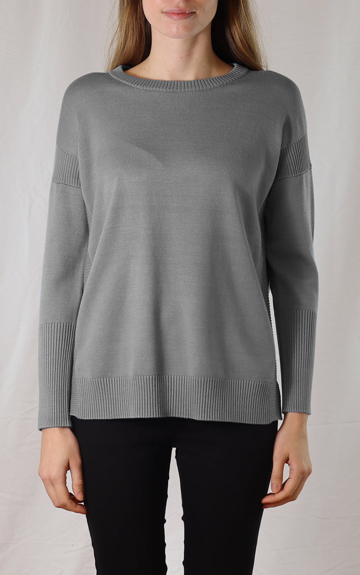 Crew Neck Sweater with side slits