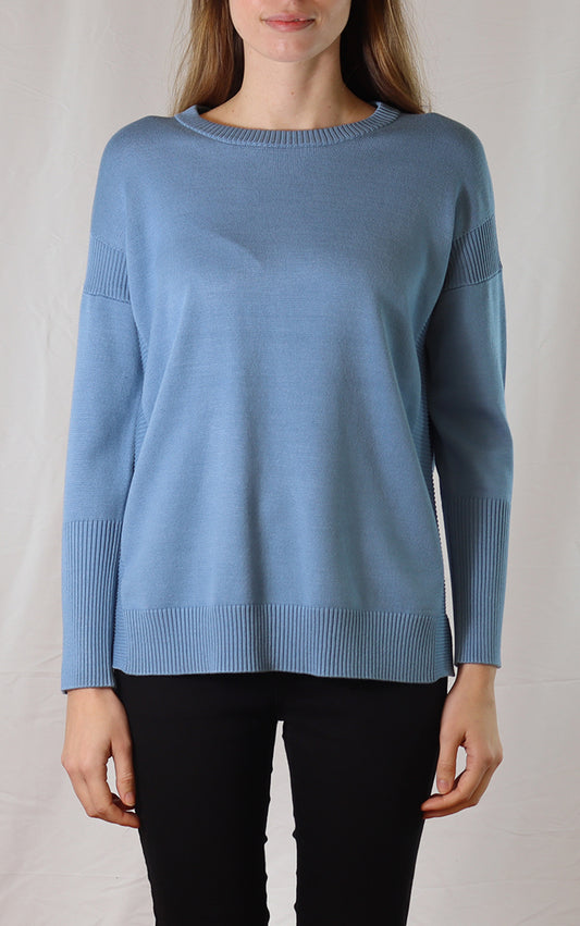 Crew Neck Sweater with side slits